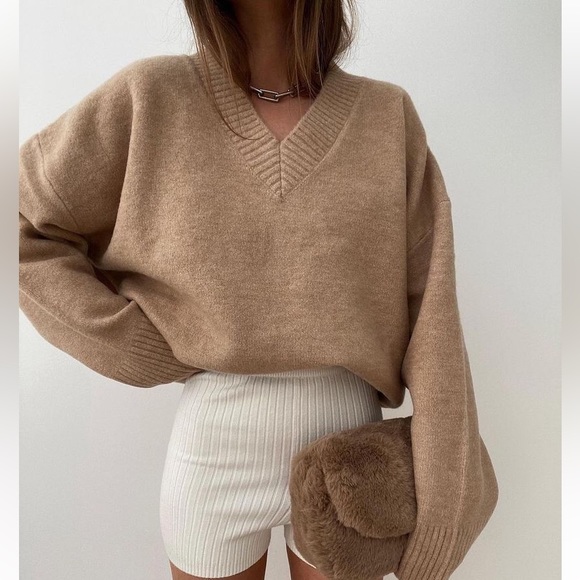 Zara Sweaters - Last 1🔥 ZARA oversized soft knit wool blend v-neck sweater blogger favorite